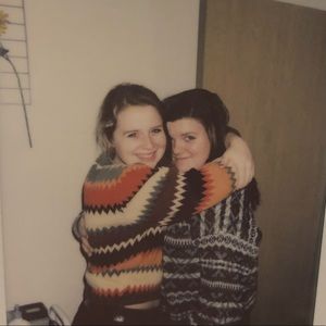 Meet your Posher, Sierra